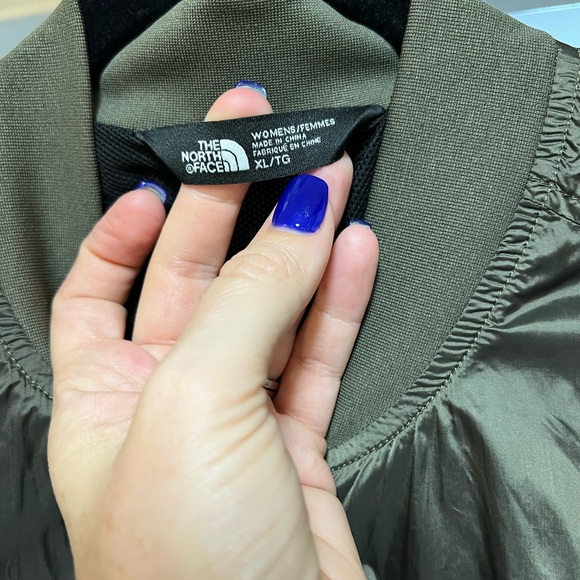 North Face Jacket - Picture 6 of 6